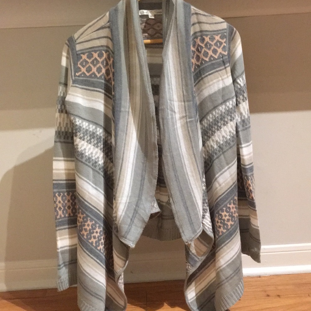 NWOT Closet Space Printed Sweater